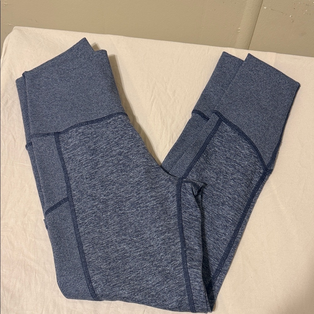 Offline by Aerie Womens The Hugger Leggings Hi Rise Short Insane M